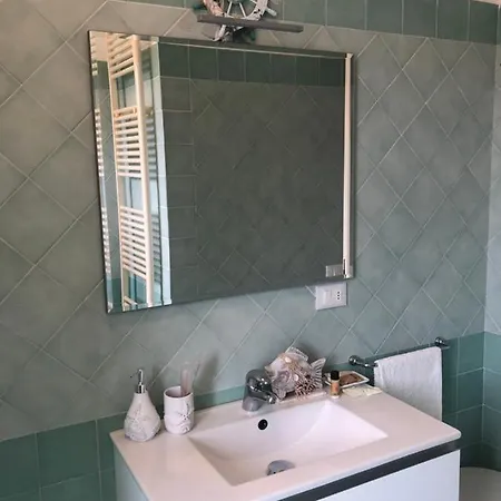 Acquamarina Apartamento *